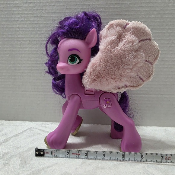 MLP My Little Pony 8" PRINCESS PETALS - A New Generation Singing Star - WORKS - Picture 2 of 7